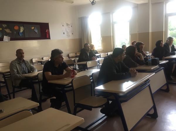 VELİ AKADEMİLERİ KAPSAMINDA VELİLERE YÖNELİK BİLGİLENDİRME TOPLANTILARIMIZ VE SEMİNERLERİMİZ DEVAM EDİYOR.